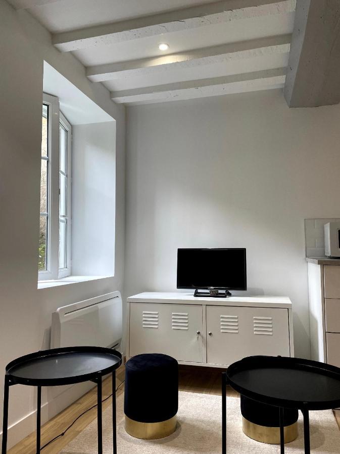Superbe Appartement Avec Acces Patio カーン エクステリア 写真